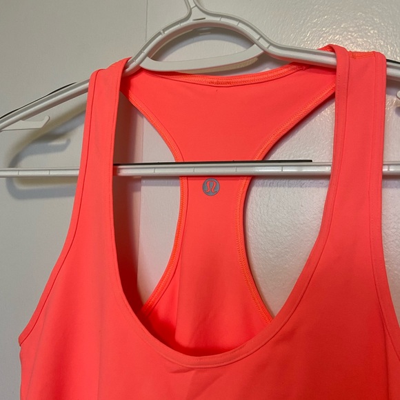 Lululemon Racerback Tank Top 8? - Picture 3 of 6
